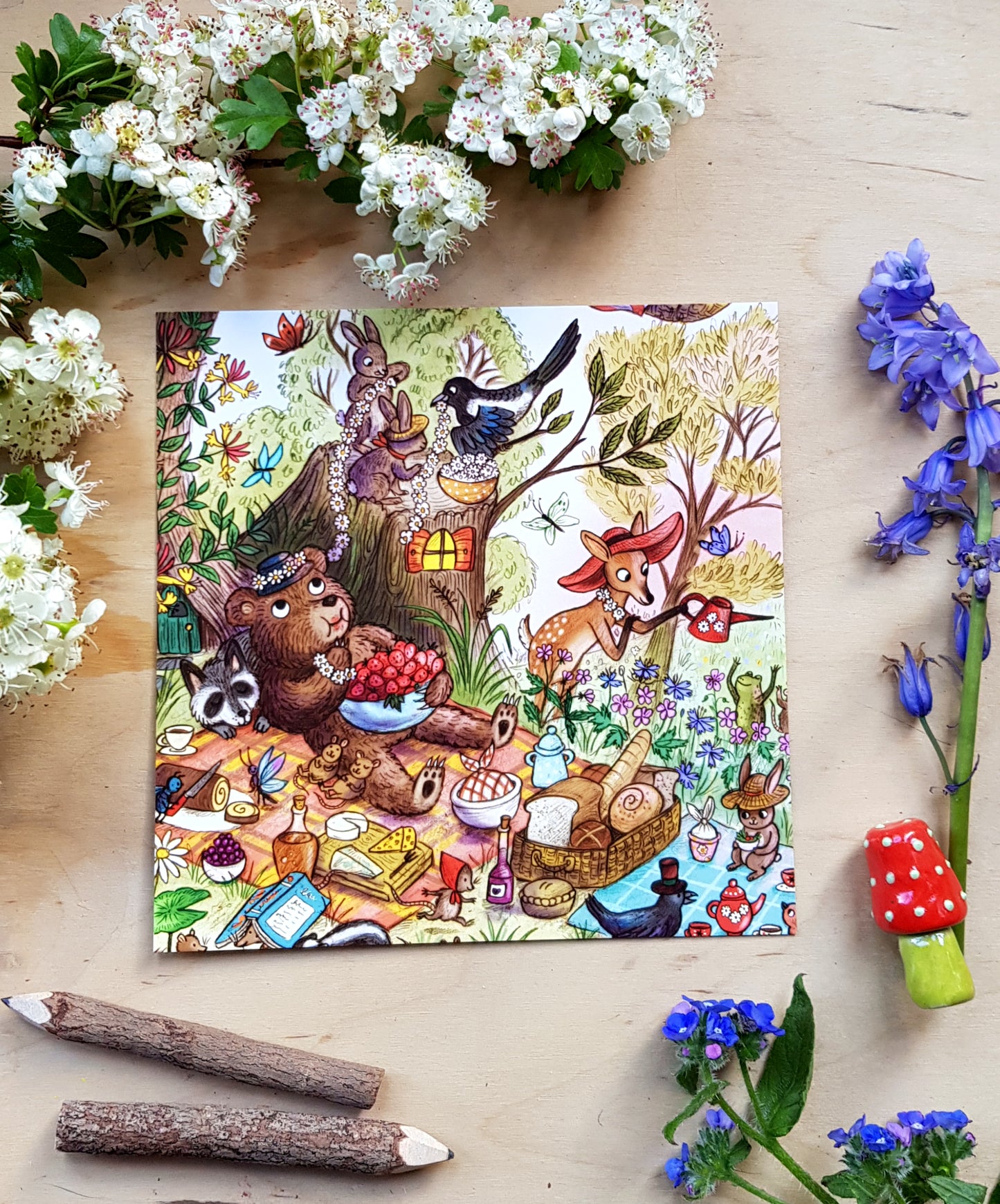 Bumper pack of 10 woodland postcards